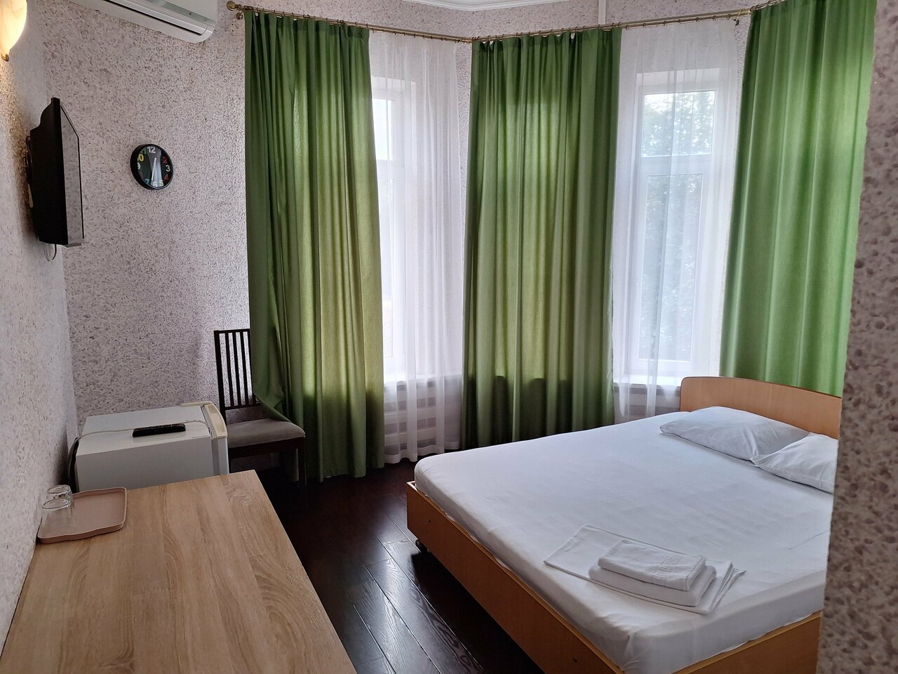 Гостиница Молодежная Ростов-на-Дону