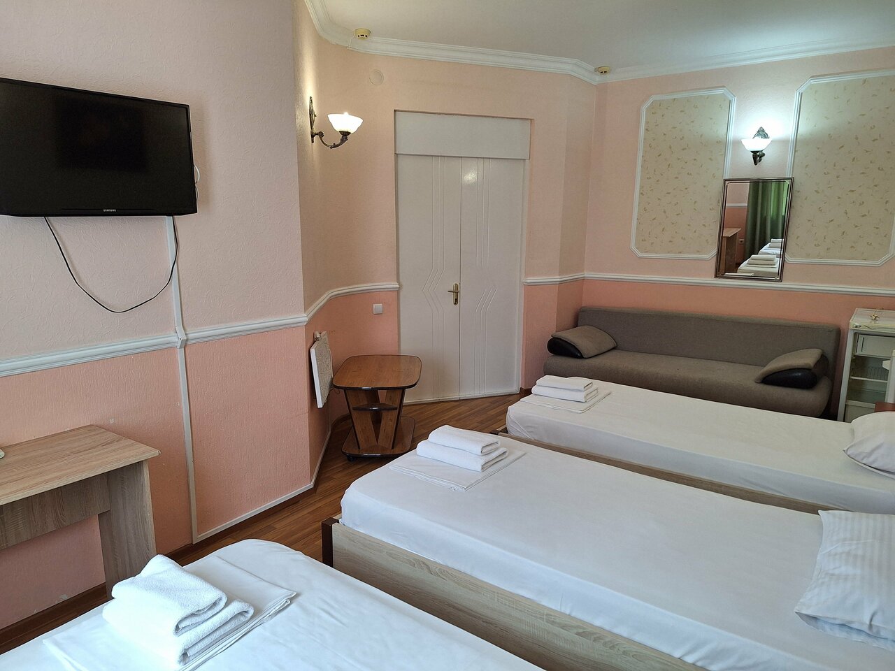 Гостиница Молодежная Ростов-на-Дону