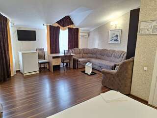 Гостиница Молодежная Ростов-на-Дону Комфорт-9